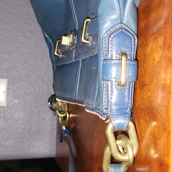 Coach Handbag - Picture 7 of 8